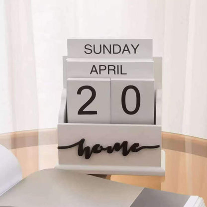 Wooden perpetual calendar