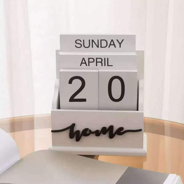 Wooden perpetual calendar