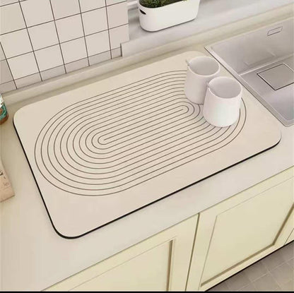 Geometric kitchen drying mat