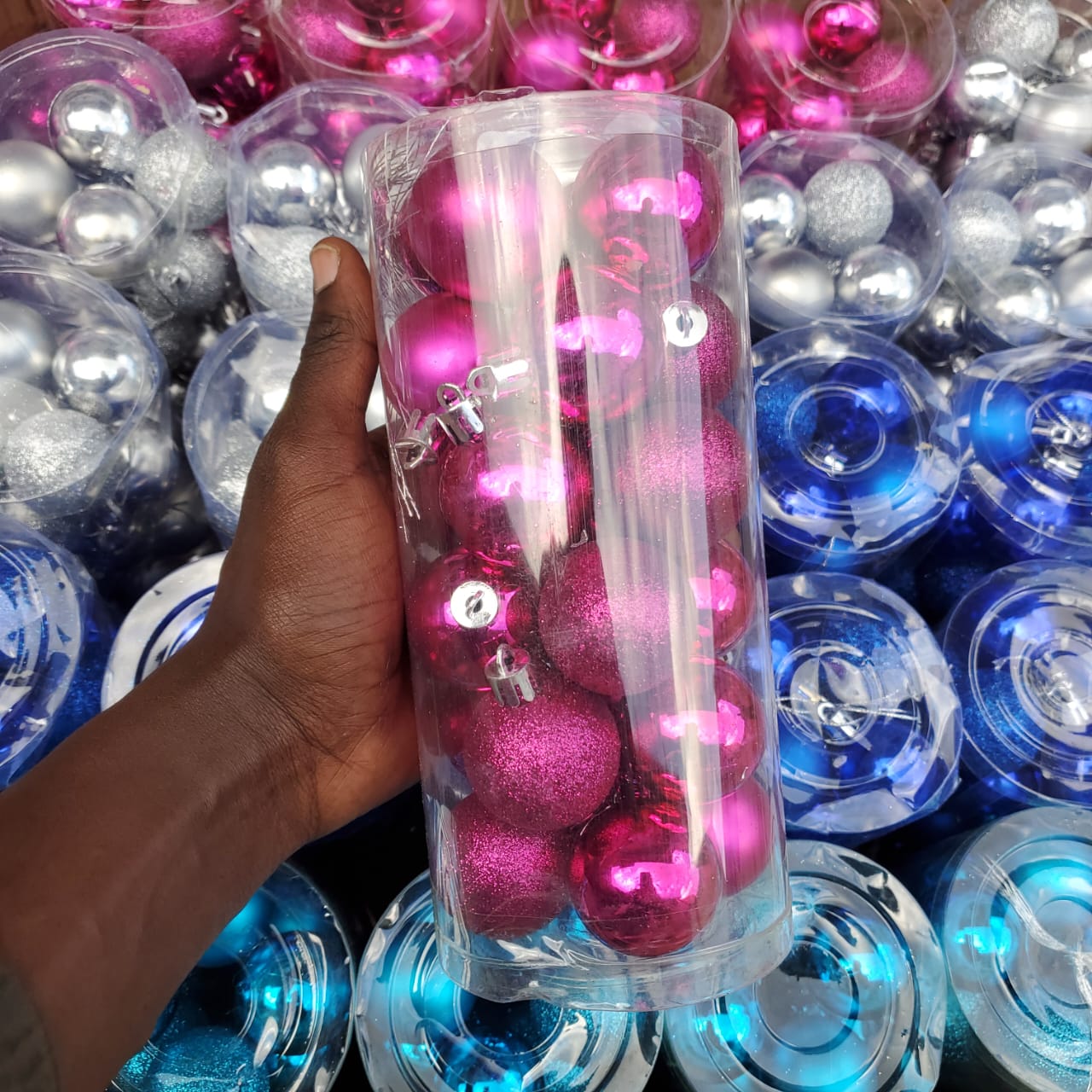 24Pc Christmas Balls