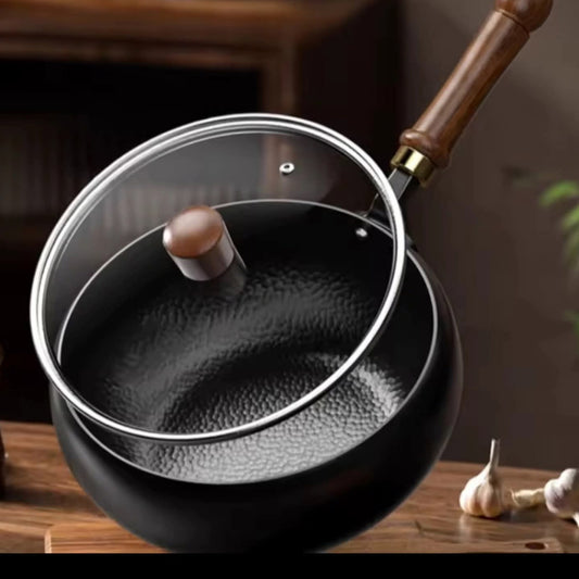 Coated deep frying pan with lid