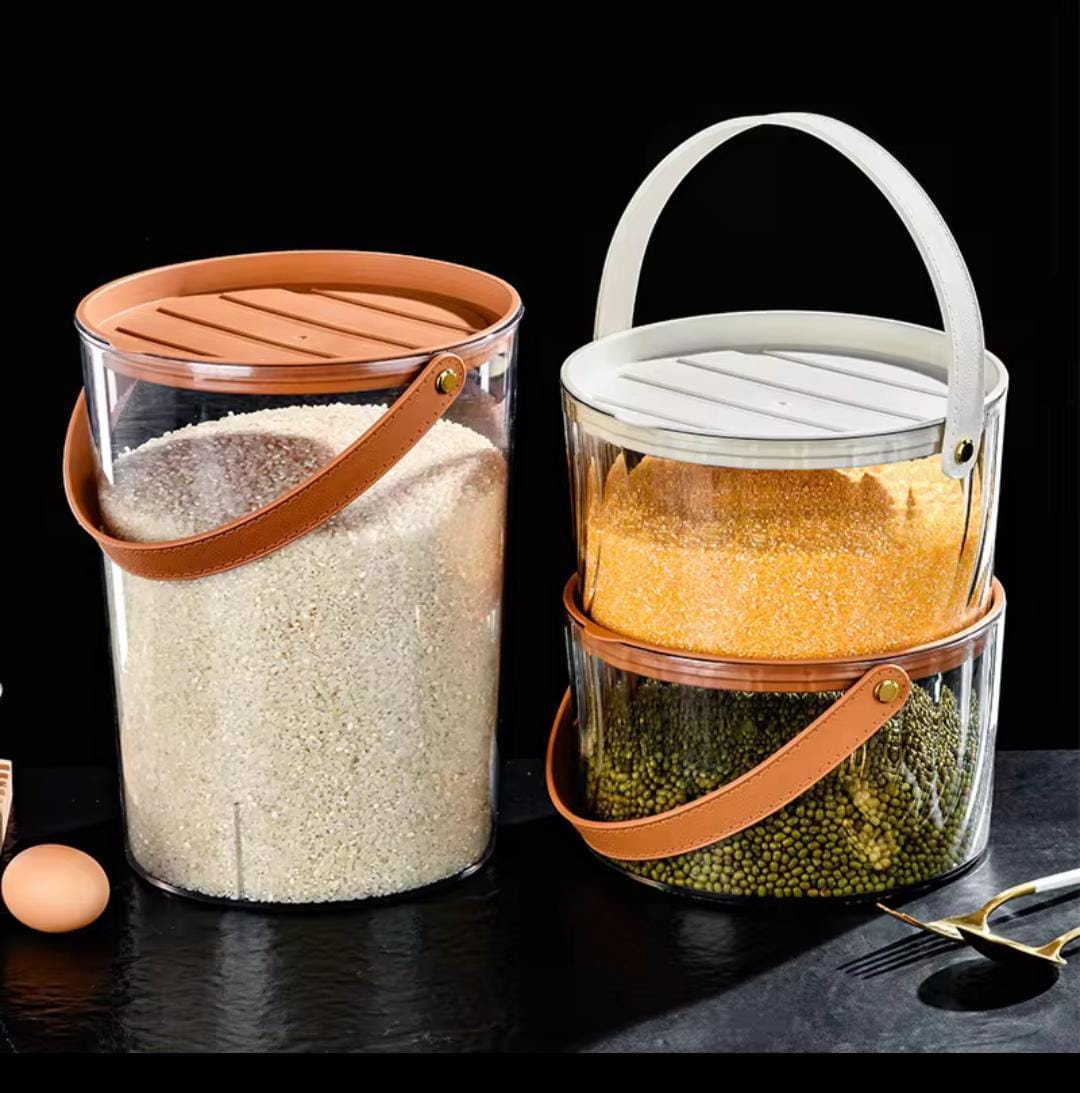 Cereal container