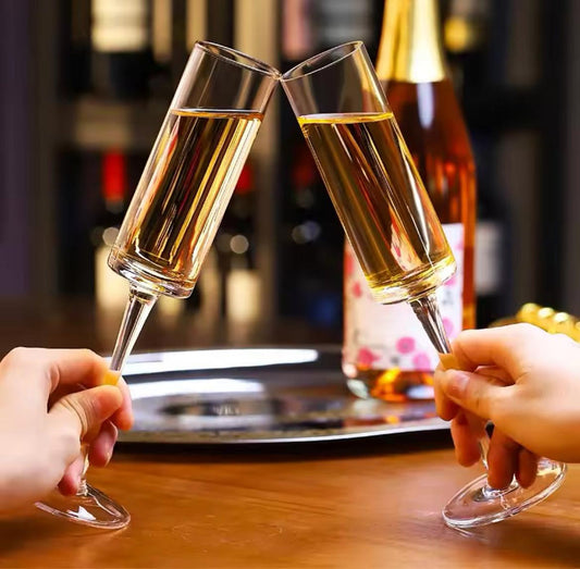 Pair of Champagne Glasses Gha