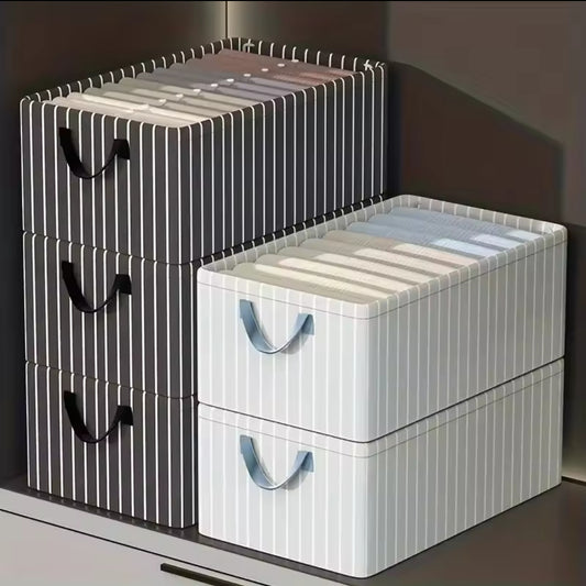 Collapsible clothing organizer