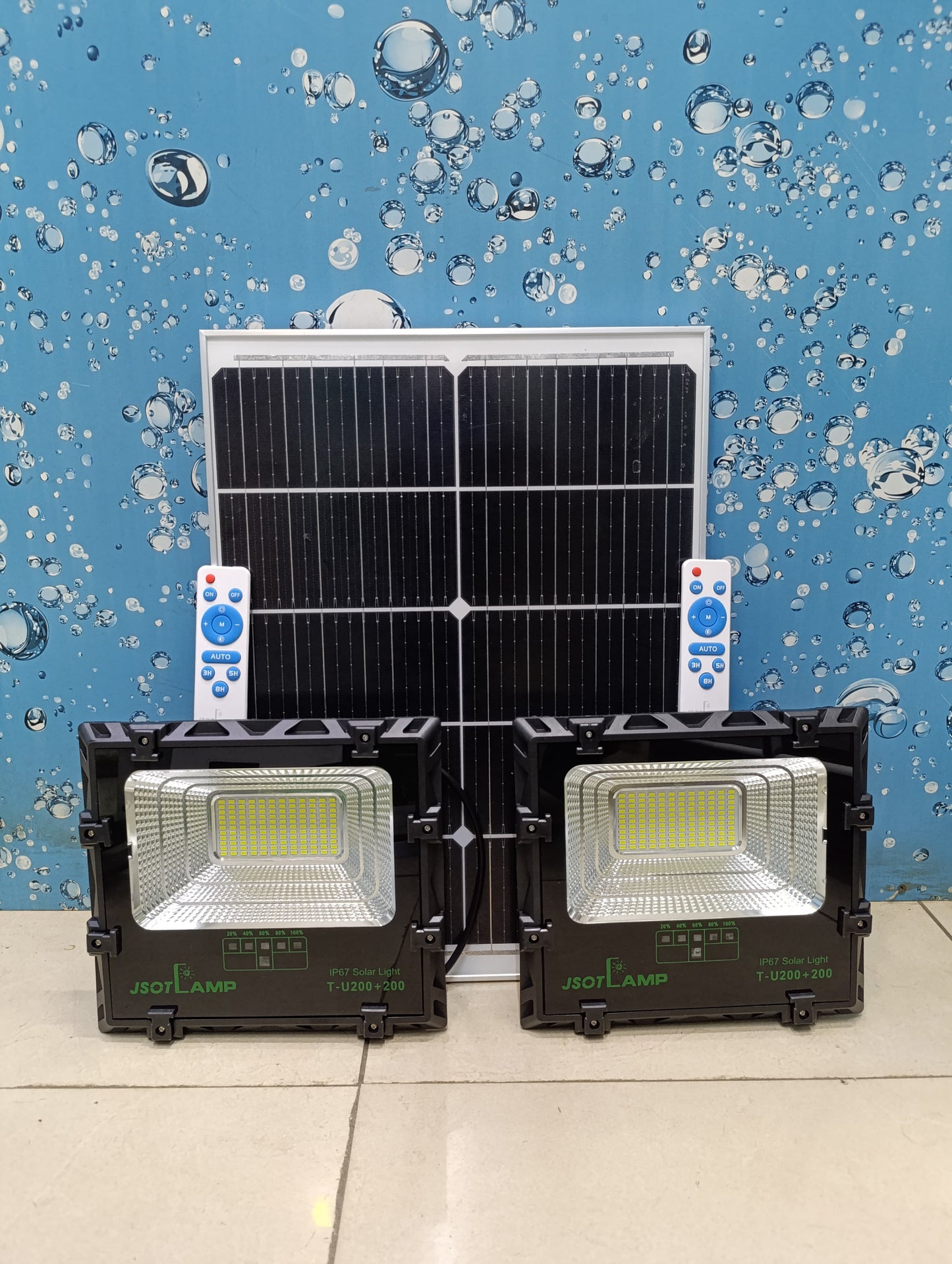 Dual 200w solar floodlights 