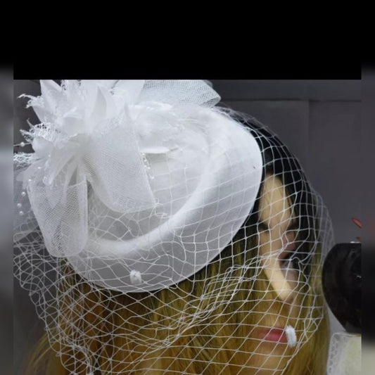 Women fascinators hats