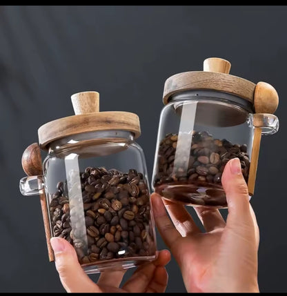 600ml Glass Storage Jars with Acacia Lids