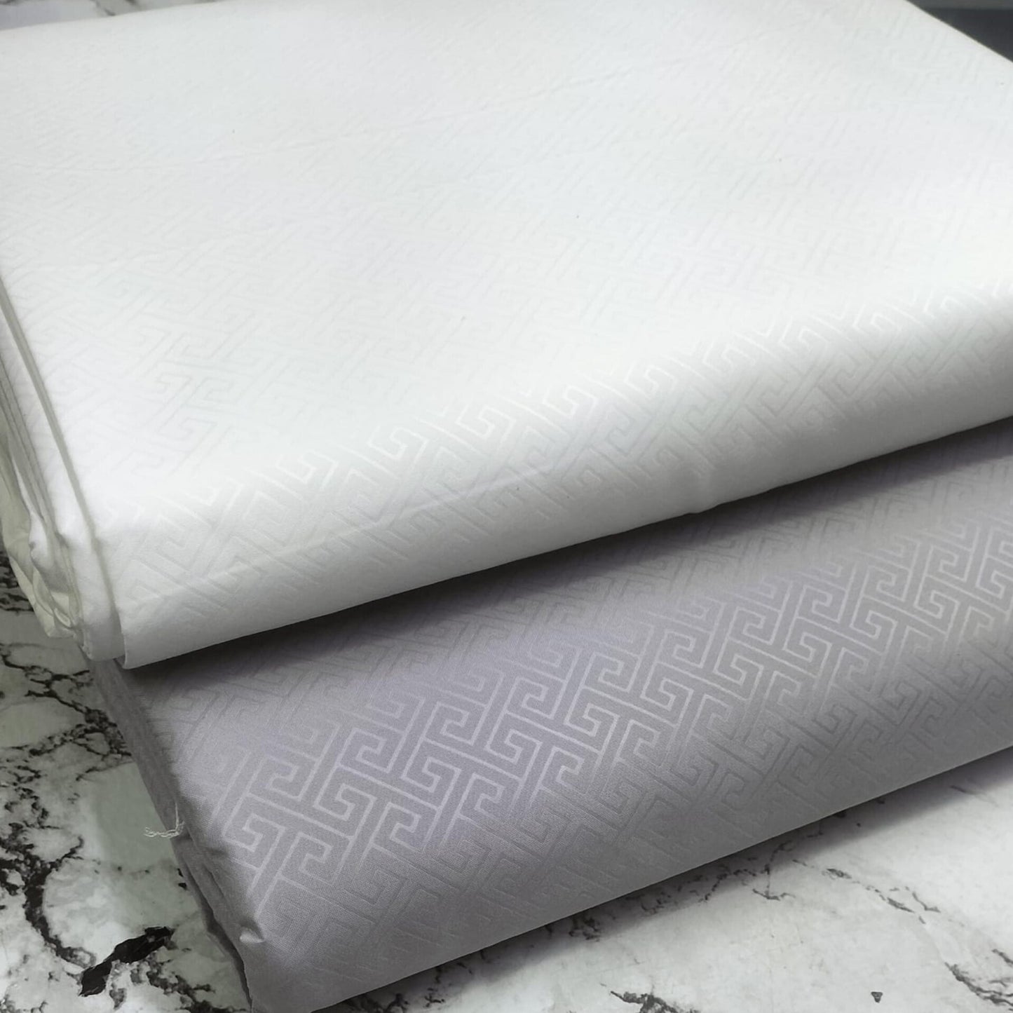 Embossed Pattern Cotton King Size Bedsheet Set