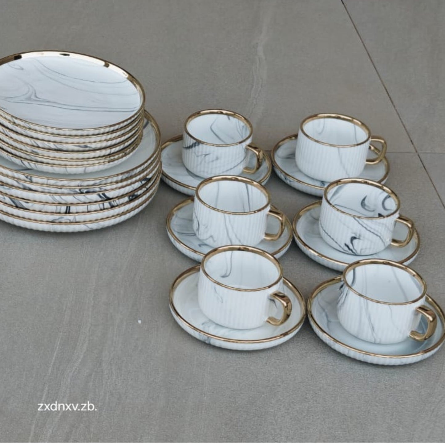 32 Piece Marble Pattern  Dinnerware Set