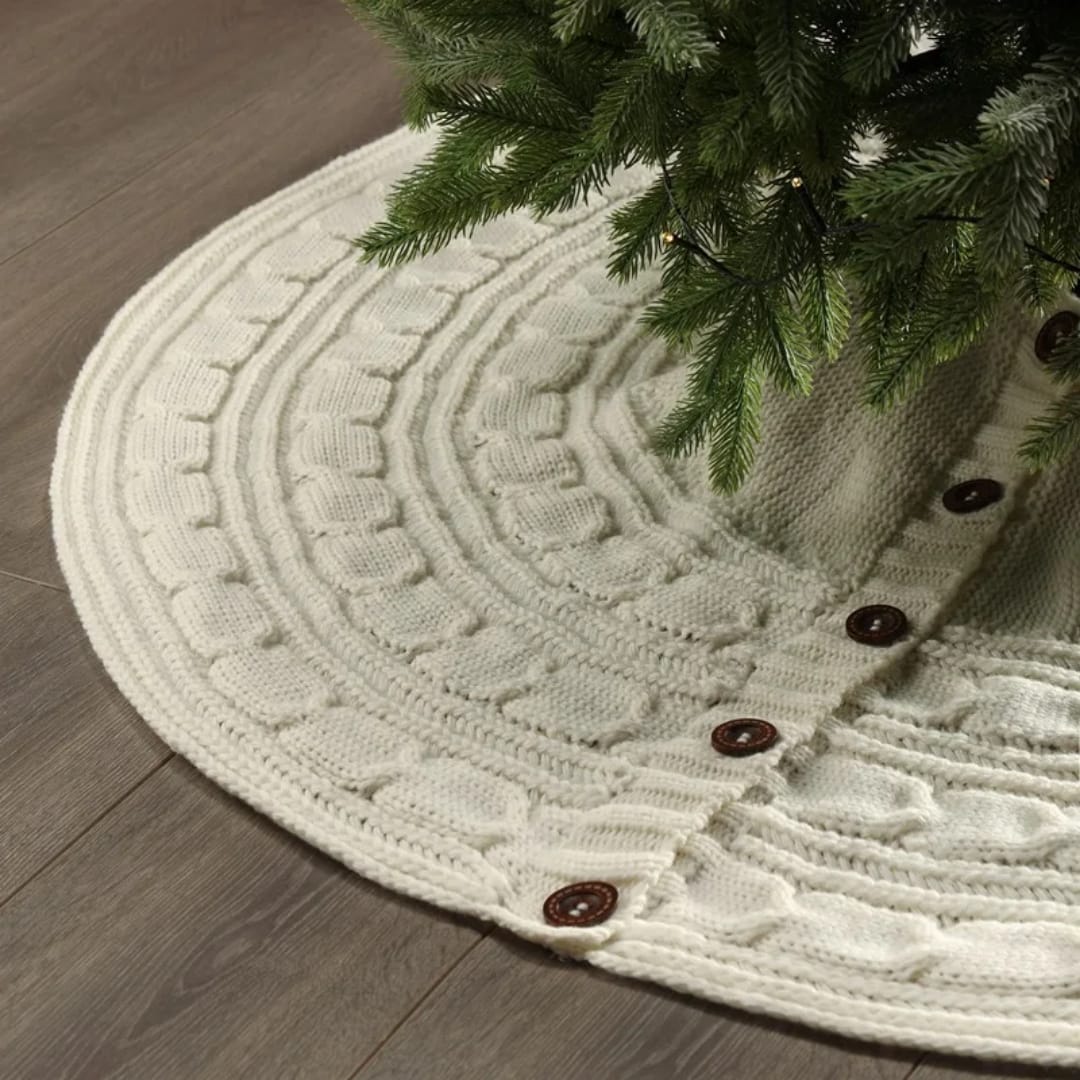 Christmas knitted tree skirt
