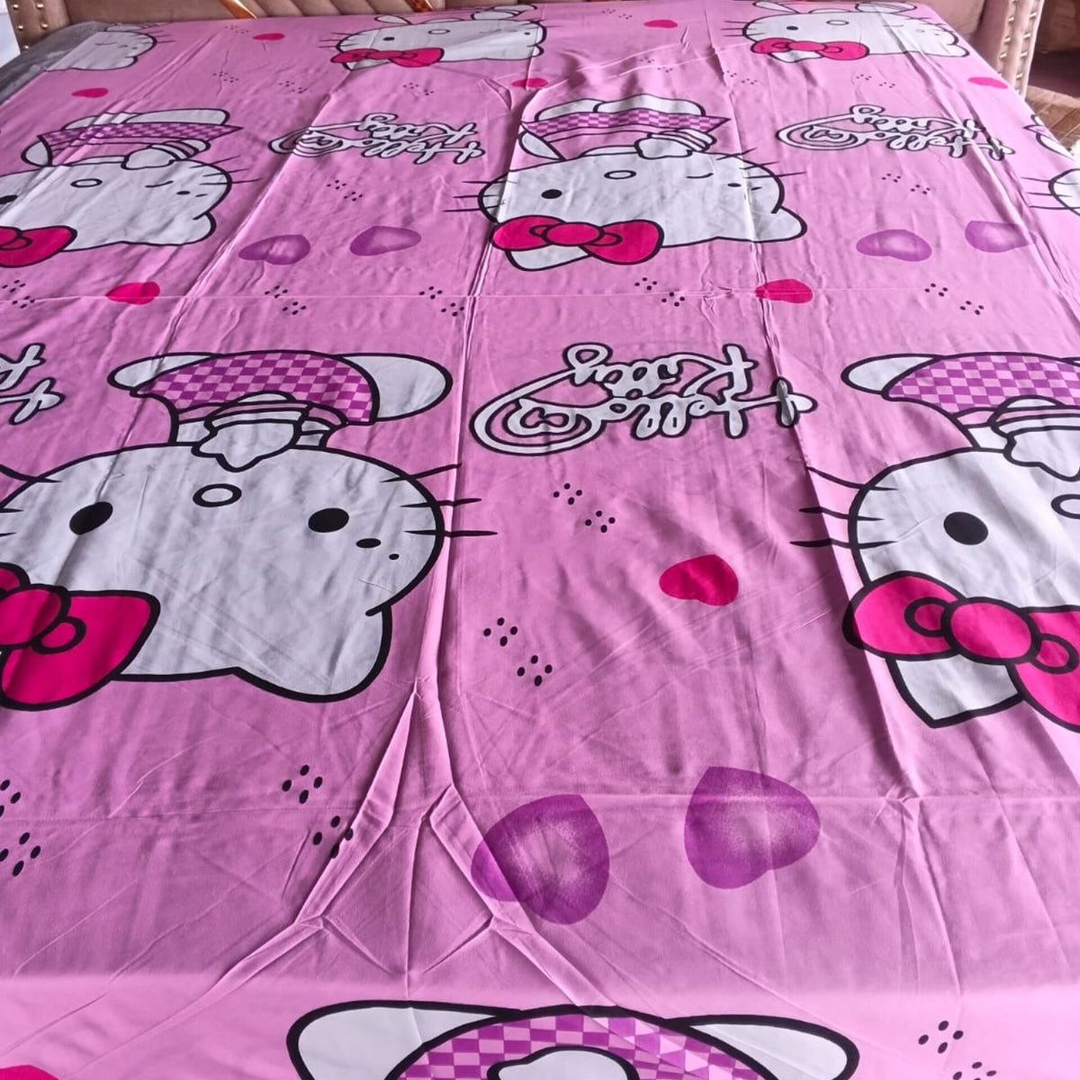 4*6 Cartoon Themed  Bedsheet Set