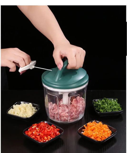 Manual vegetable chopper/cutter