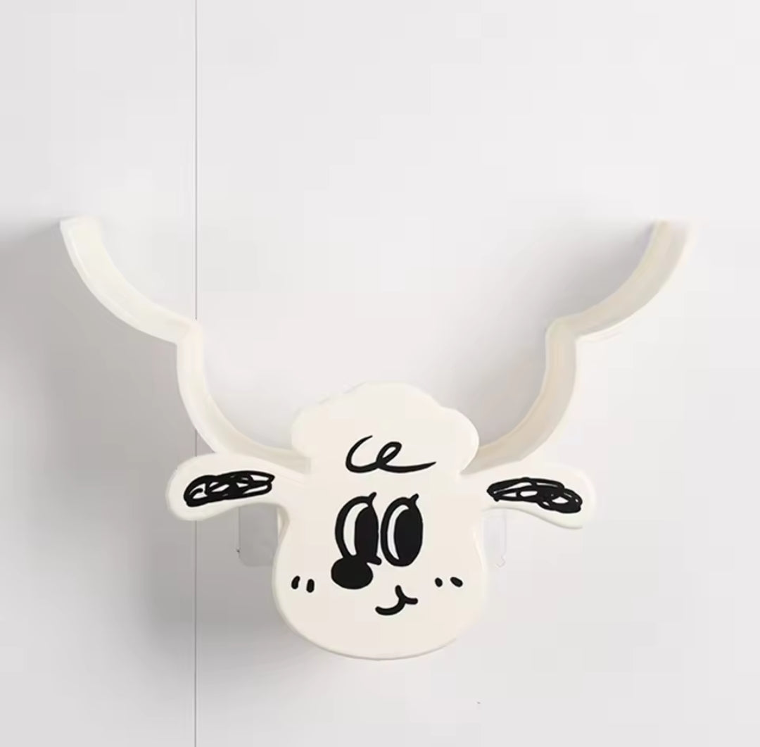 Wall mounted tissue dispenser