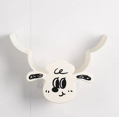 Wall mounted tissue dispenser