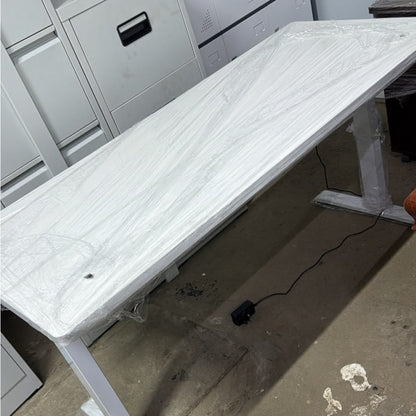 Electric Adjustable Height Desk
