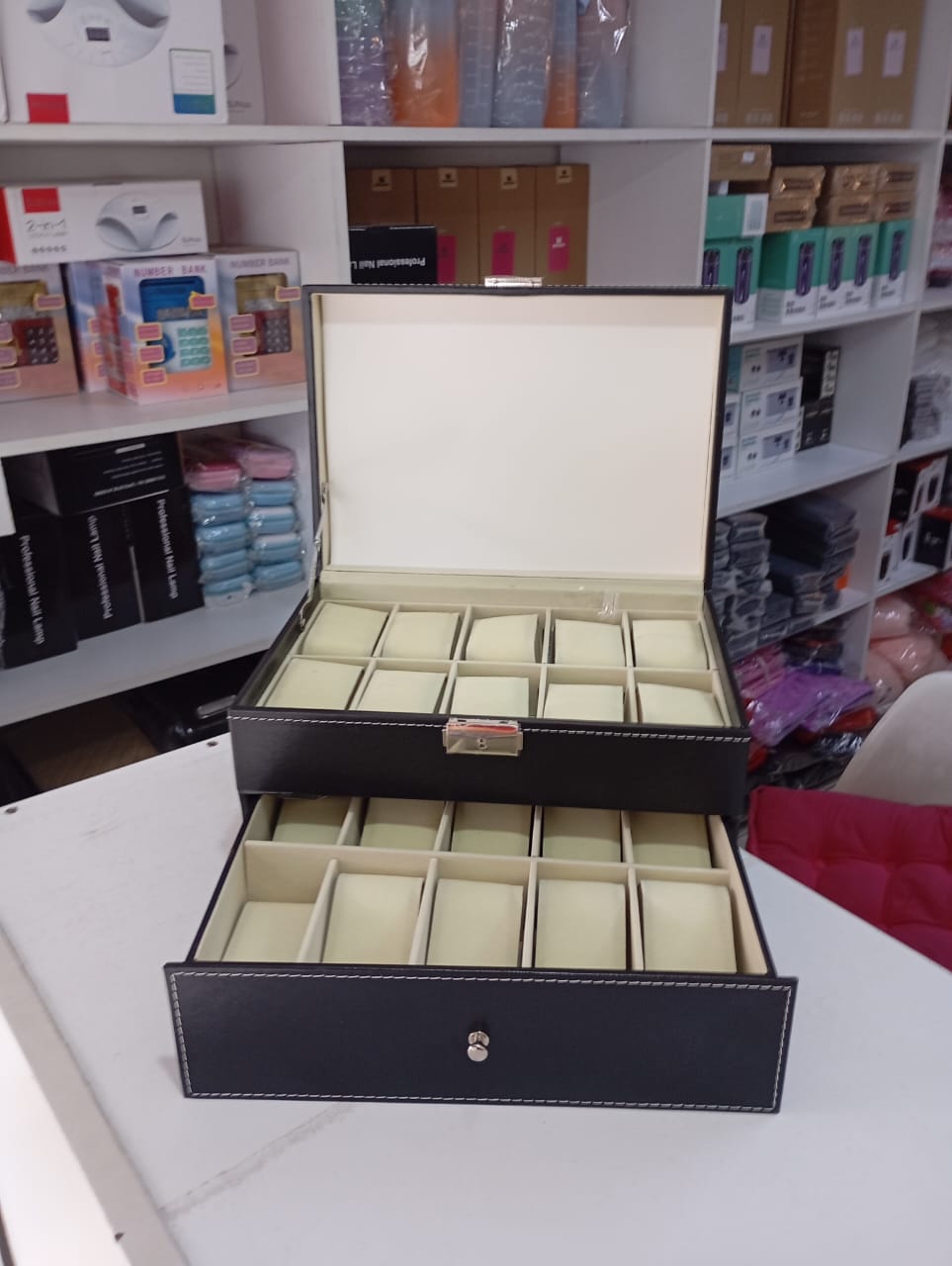 20 Slot Leather Watch Display Case and Jewelry Organizer