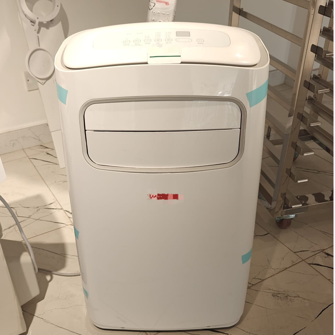 Portable air conditioner with wheels