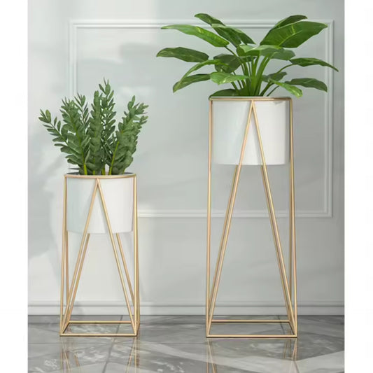 Metal iron planter with stand