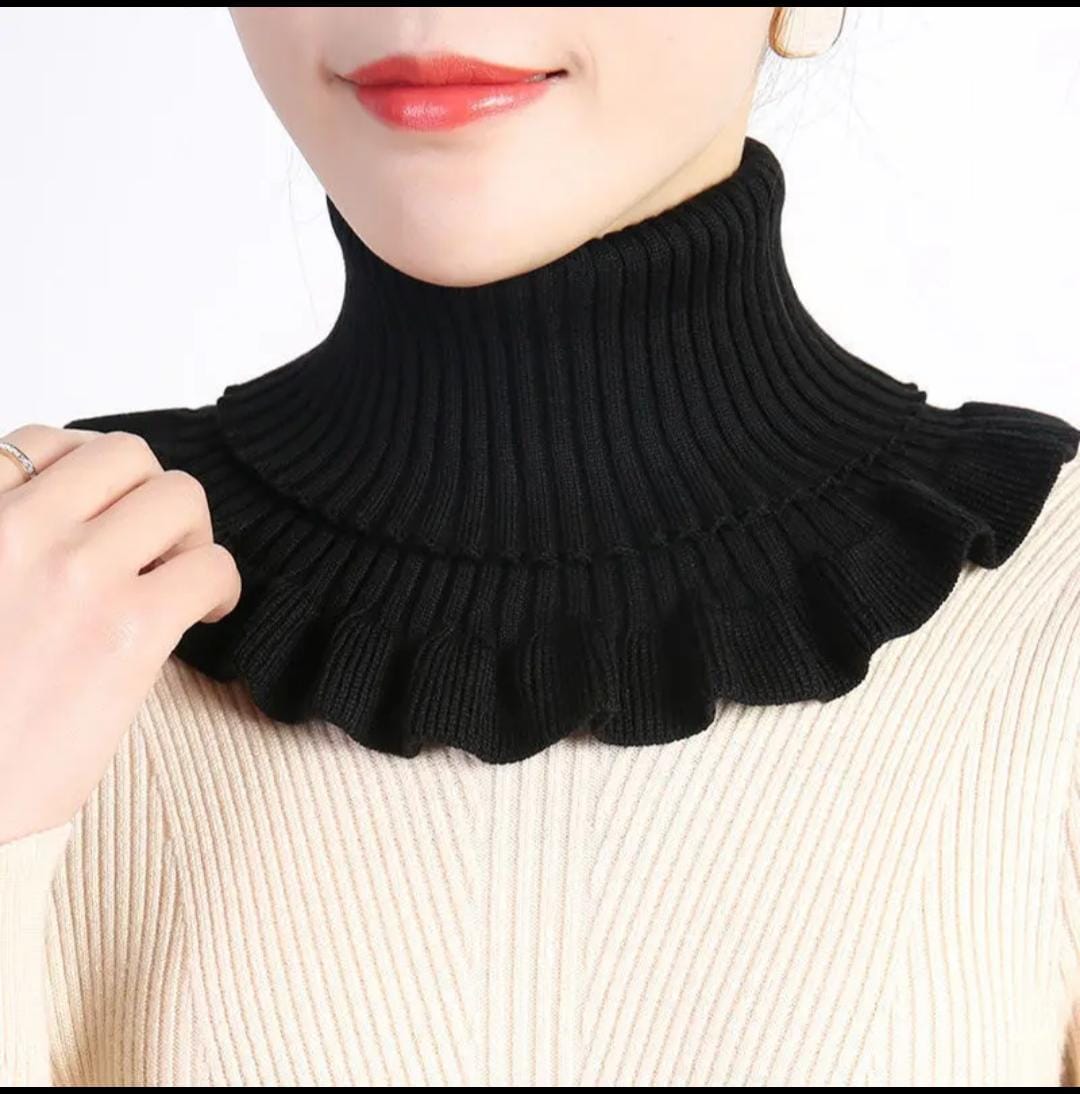Fashionable knitted winter scarf