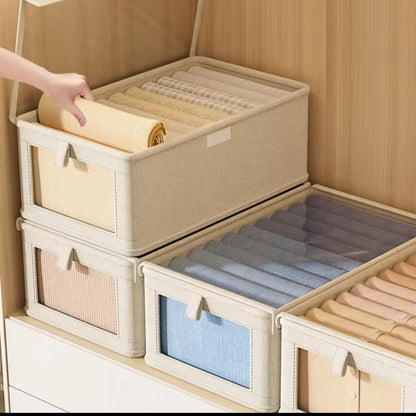 Foldable clothes organizer