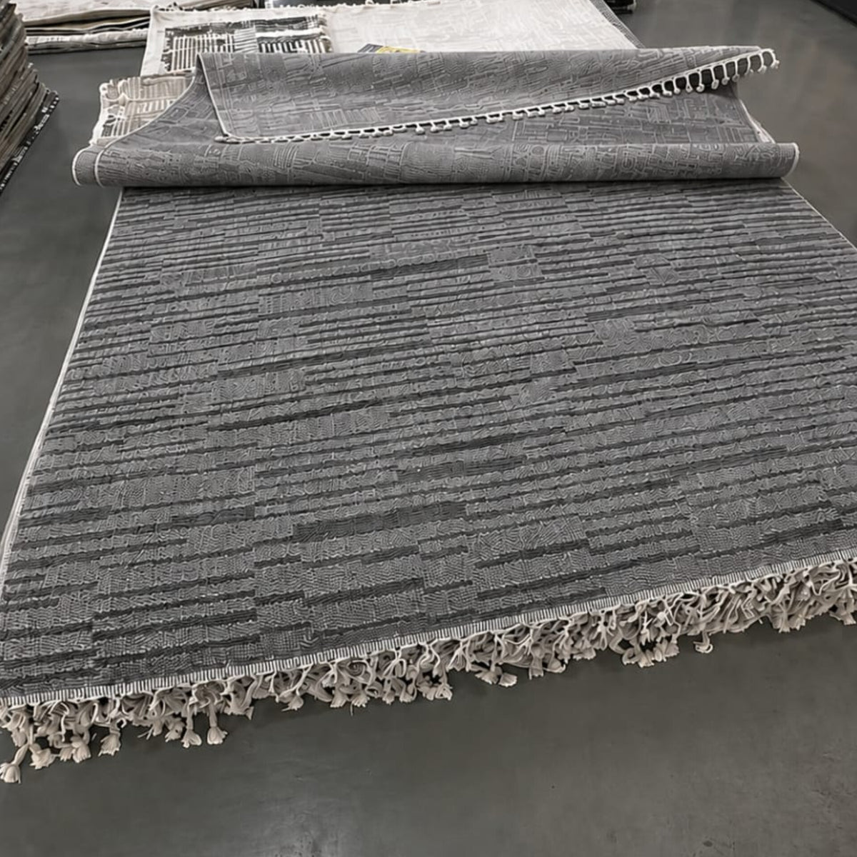 8*11 Bohemian Carpet With Tassels