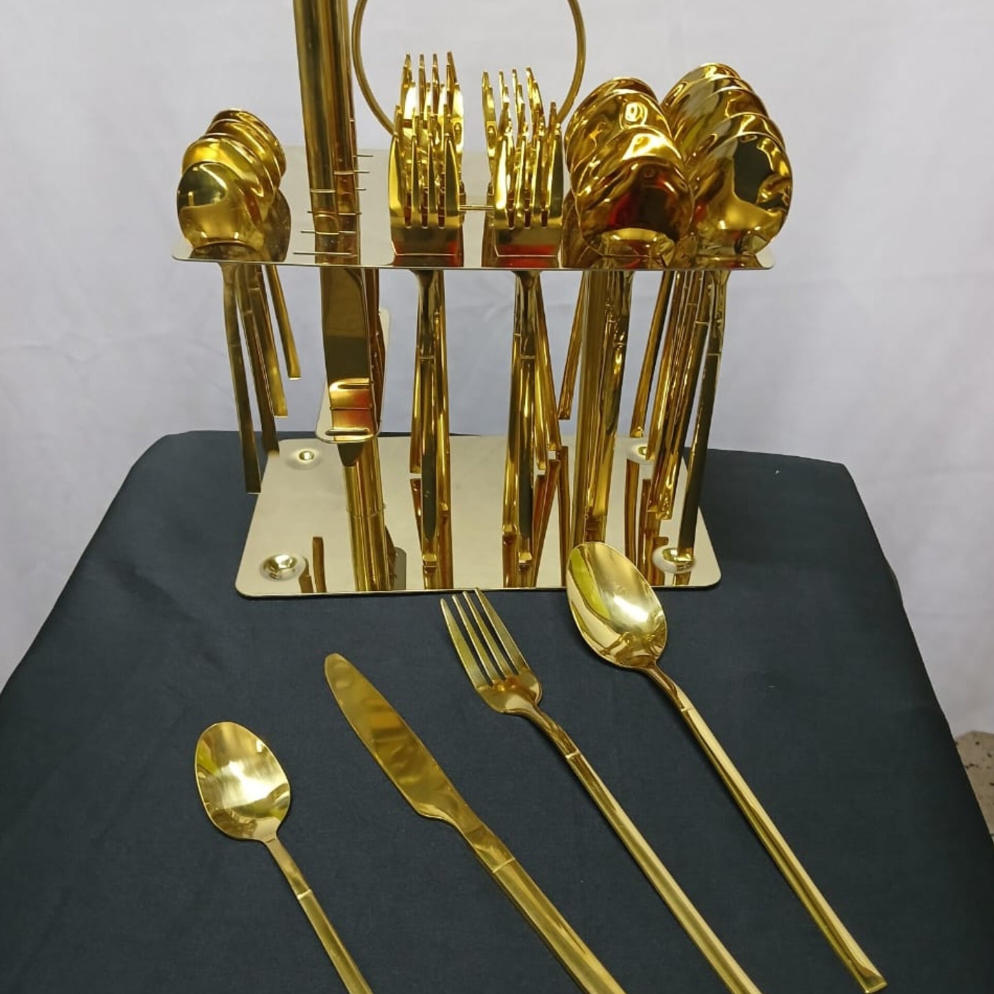 36 Pcs Gold Cutlery Set