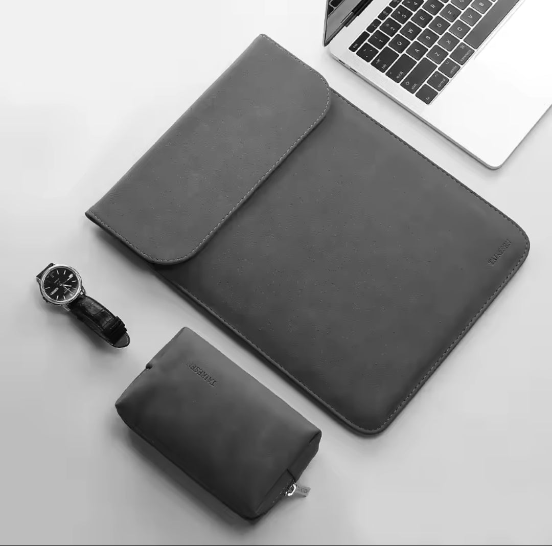 Laptop sleeve