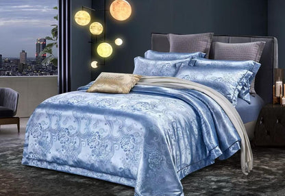 4Pcs  6 * 7 Silk Duvet Cover Set