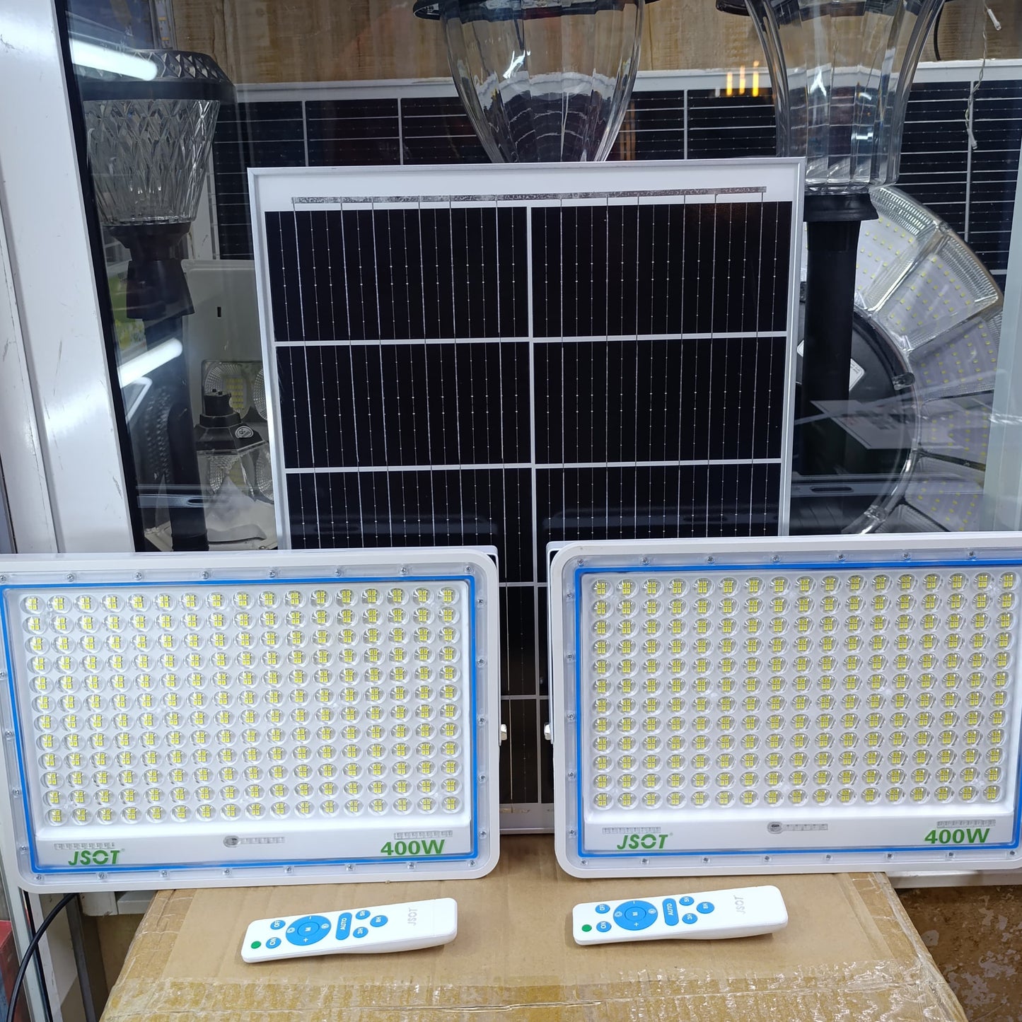 Dual 400W  400W solar floodlights