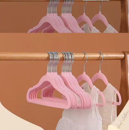 10Pc  kids velvet hangers
