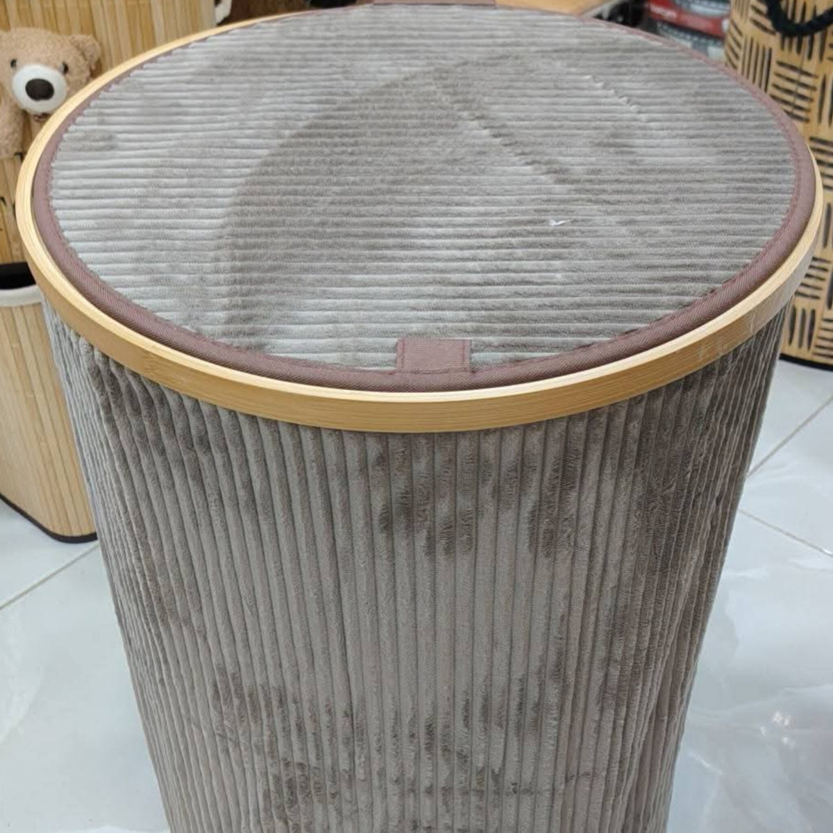 Round soft wooden laundry basket