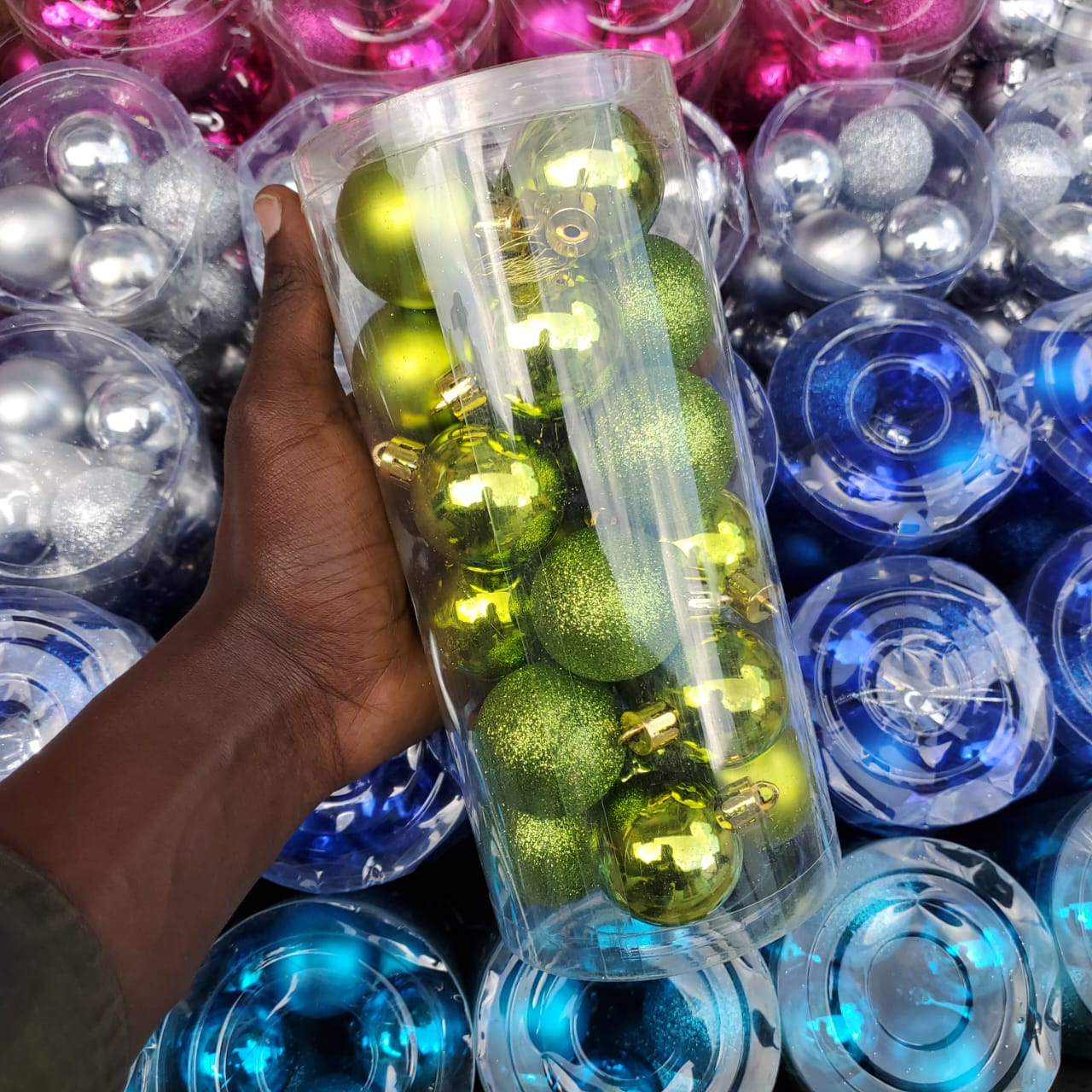 24Pc Christmas Balls