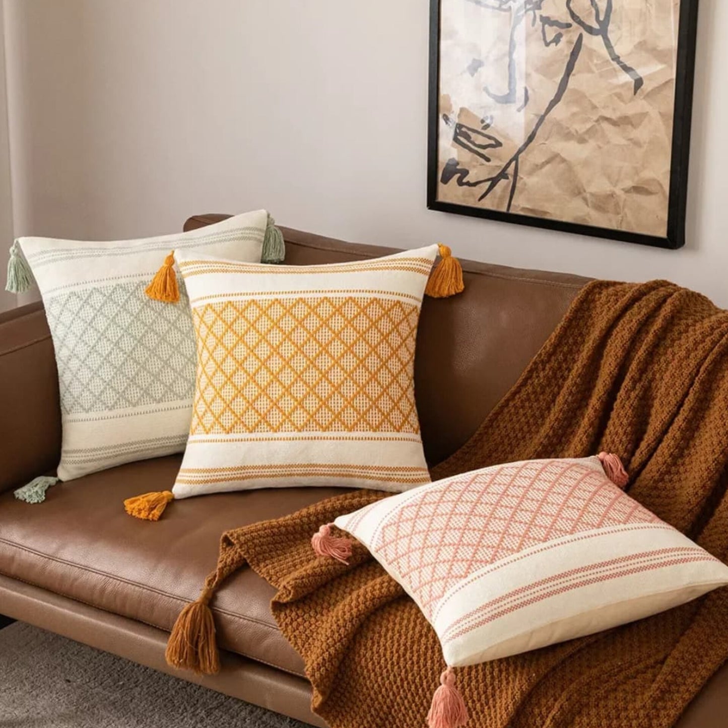 Throw pillow cover with tassels