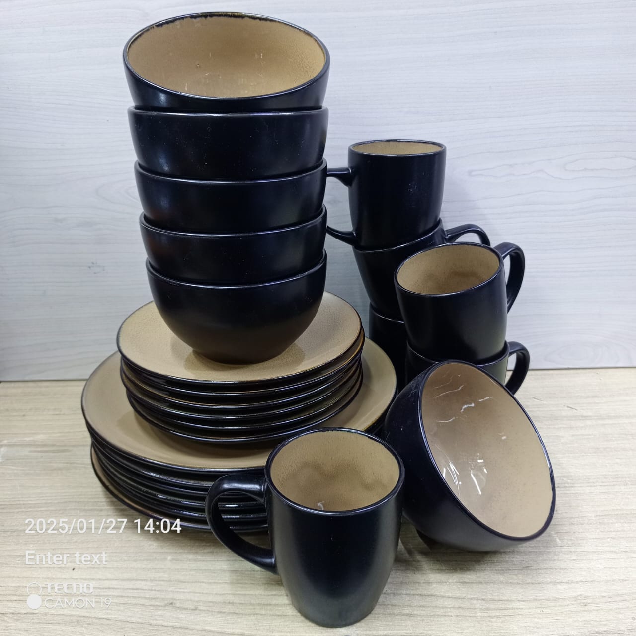 24Pc Dinnerware set