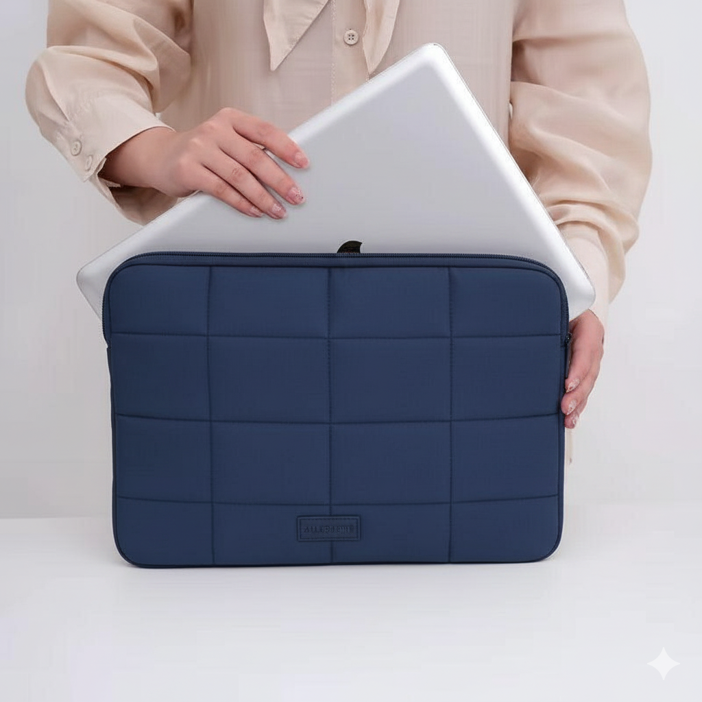 Padded laptop bag sleeve 