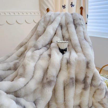 Soft Bubble Winter Throw Blanket