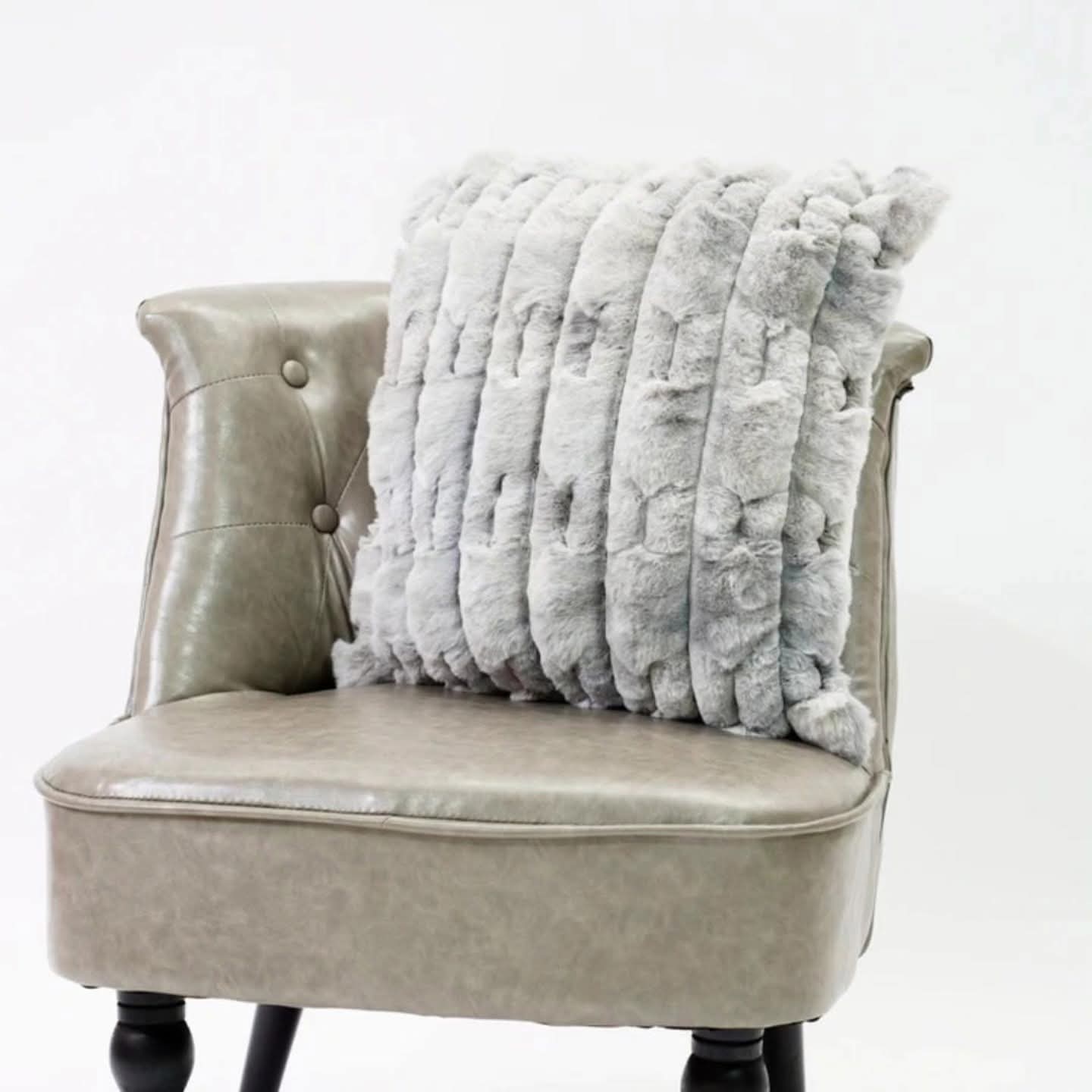 Luxury Textured Faux Fur Throw Pillow Cushion Cover (19" x 19")