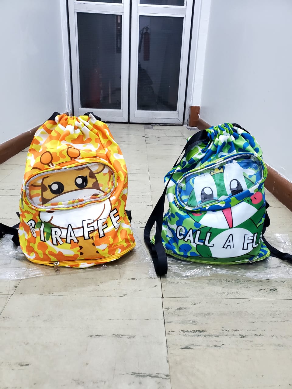 Swimming bag with goggles and shoe slot gha