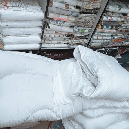6*6 Striped binded duvet with sheet and cases