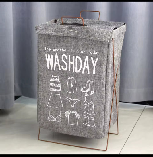 Collapsible laundry basket
