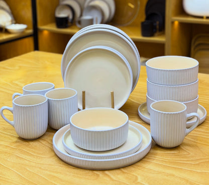 24 Piece Ceramic Dinner Set