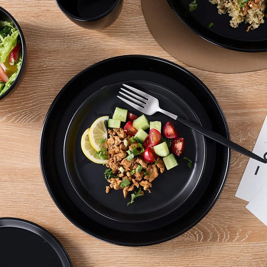 6pc Black dinner plates