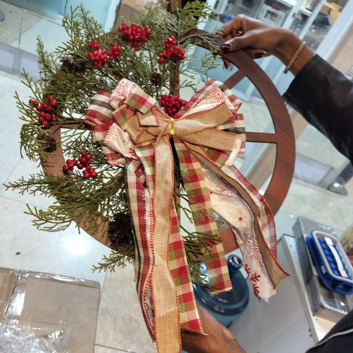 Rustic Christmas Wheel Door Wreath Garland Gha