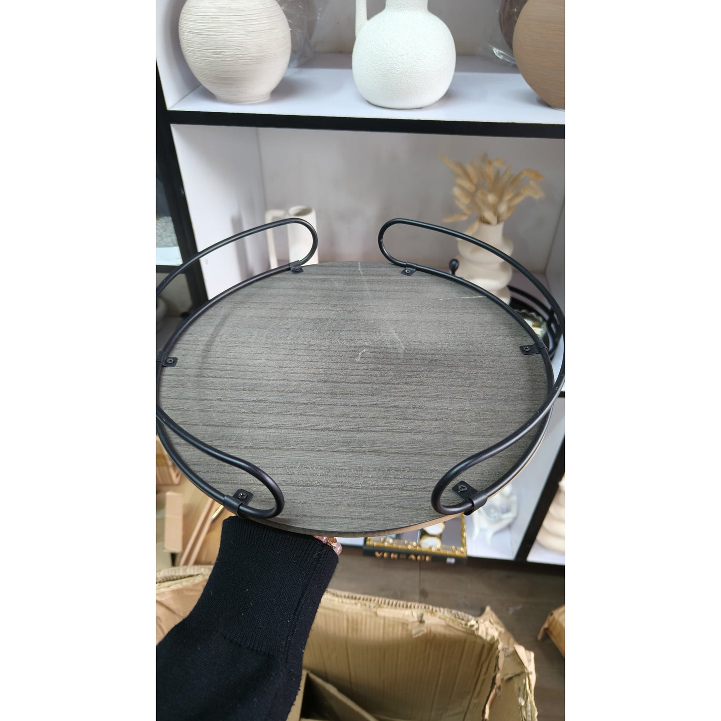 Round counter tray