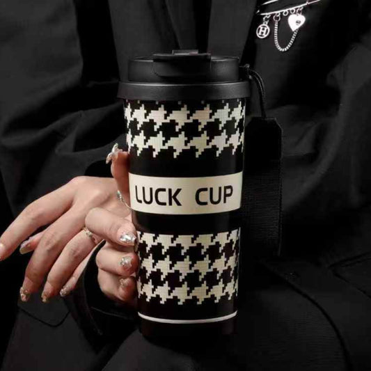 Portable thermal cup