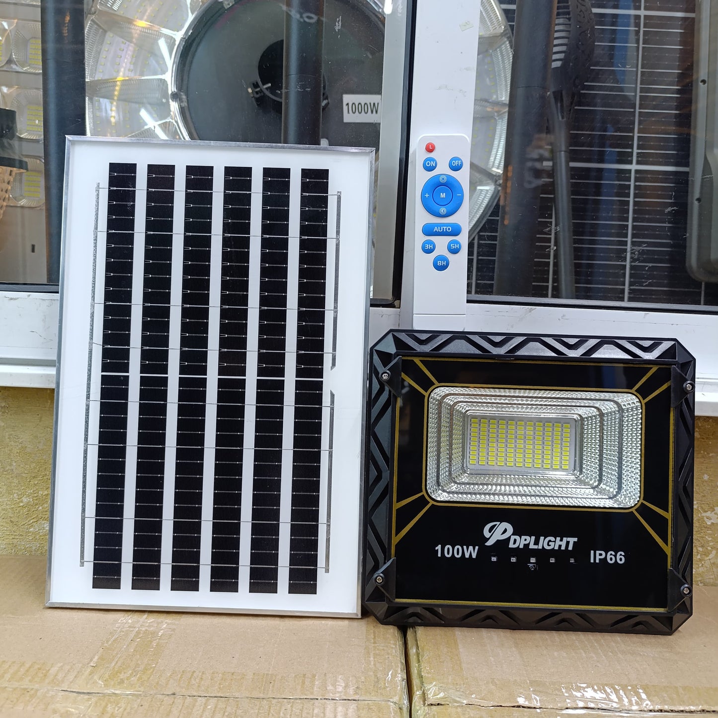 100W Dplight Solar floodlight