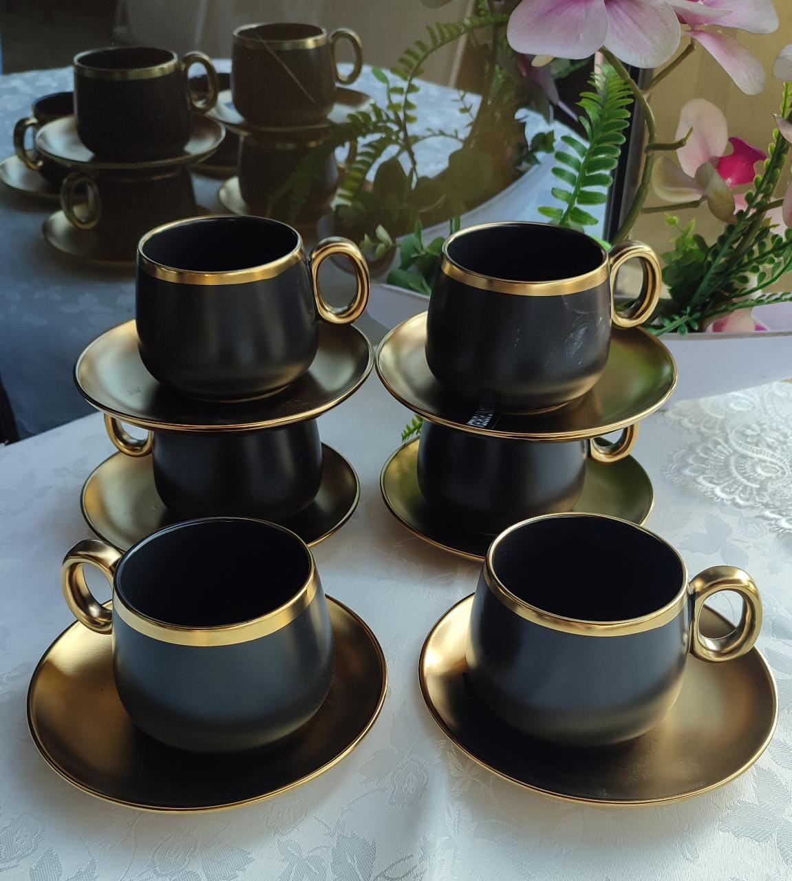 Unique classy cups and saucer.