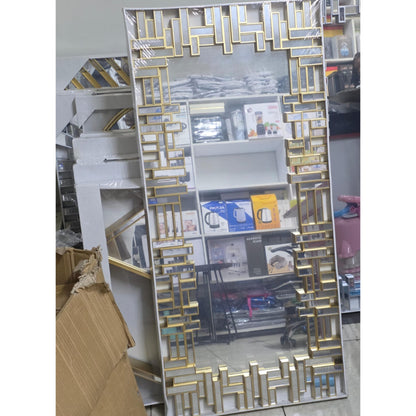 Structured Frame Decorative Wall Mirror