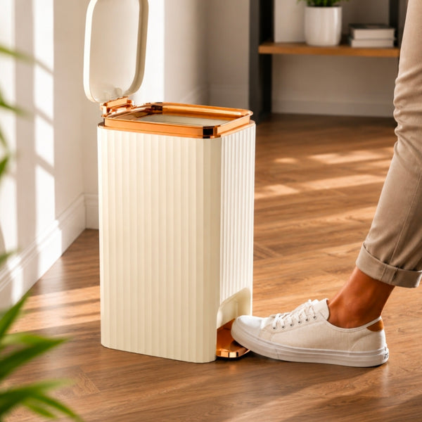 Foot Pedal Trash Can
