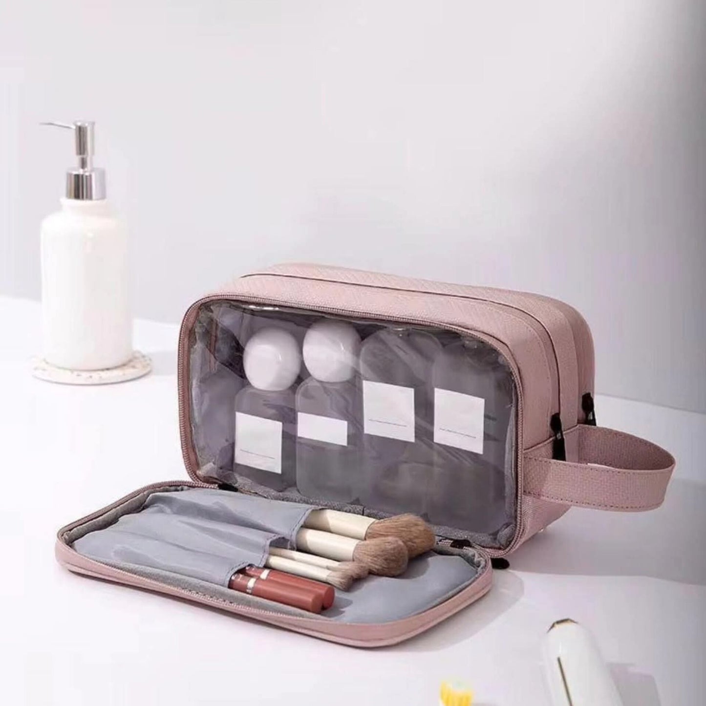 Multilayered Wet and Dry Separation Travel Toiletry Bag